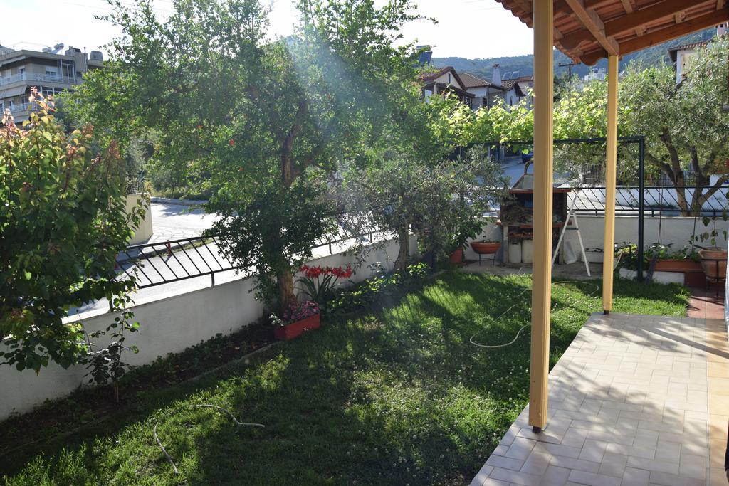 Beautiful Home By The Sea PalaiónTsiflíkion Exterior foto
